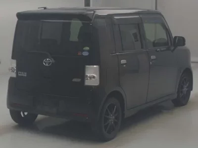 Toyota PIXIS SPACE