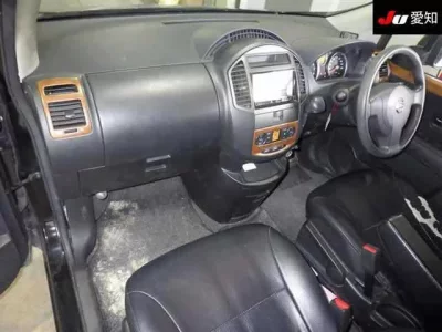 Nissan LAFESTA