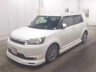 Toyota COROLLA RUMION