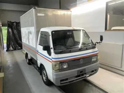 Mazda BONGO BRAWNY TRUCK
