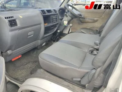 Mazda BONGO VAN