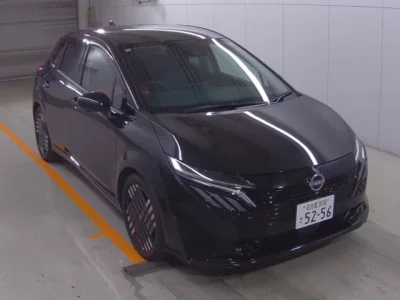 Nissan AURA