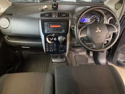 Mitsubishi EK CUSTOM