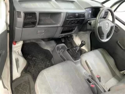 Nissan CLIPPER TRUCK