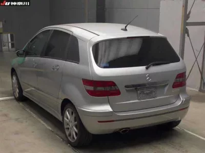 Mercedes-Benz B CLASS