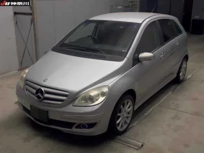 Mercedes-Benz B CLASS