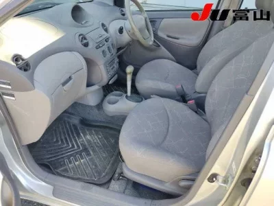 Toyota PLATZ