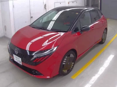 Nissan AURA