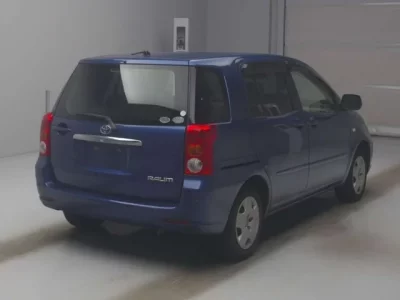 Toyota RAUM