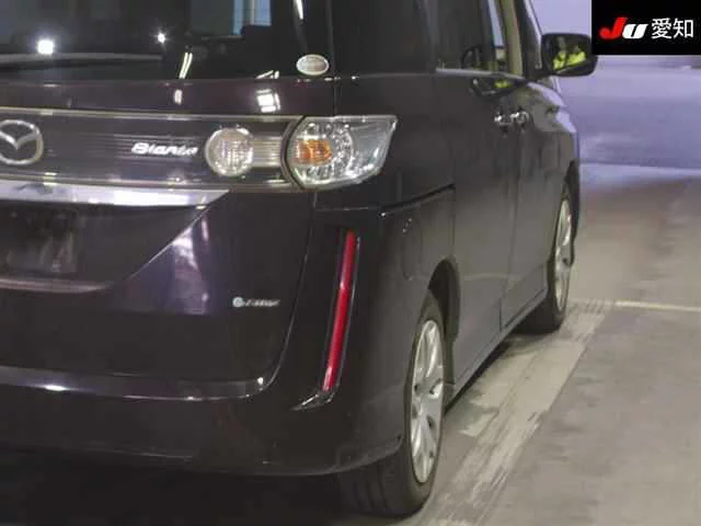 Mazda BIANTE
