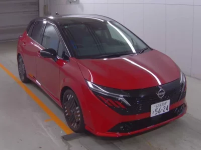 Nissan AURA