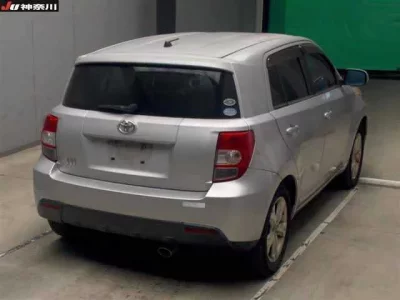 Toyota IST
