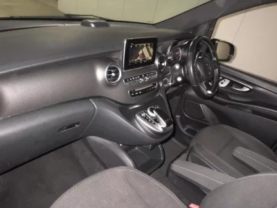 Mercedes-Benz V CLASS