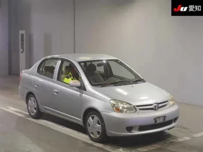 Toyota PLATZ