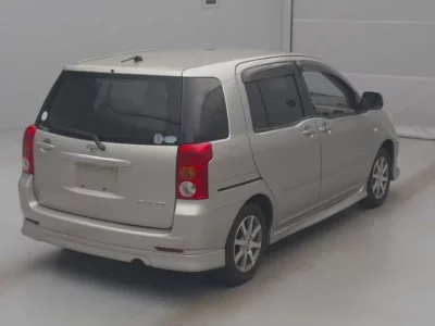Toyota RAUM