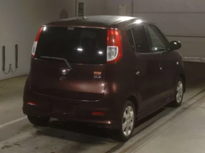 Suzuki MRWAGON