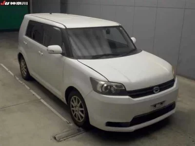 Toyota COROLLA RUMION