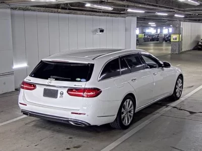 Mercedes-Benz E CLASS WAGON