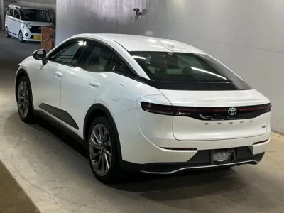 Toyota CROWN CROSSOVER