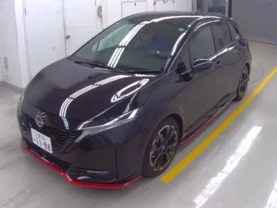 Nissan AURA