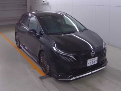 Nissan AURA