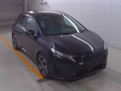 Nissan AURA