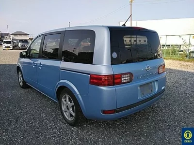 Nissan LAFESTA