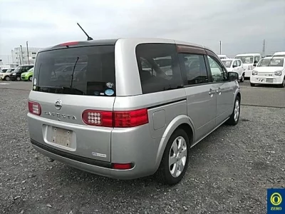Nissan LAFESTA