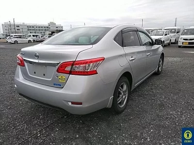 Nissan SYLPHY