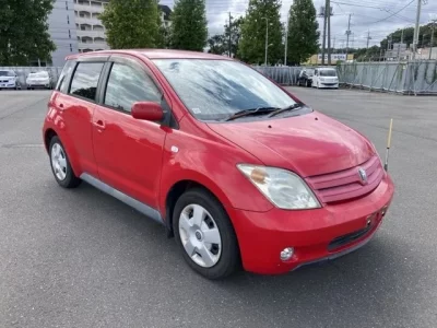 Toyota IST