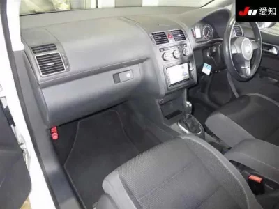 Volkswagen GOLF TOURAN