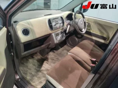 Suzuki MRWAGON