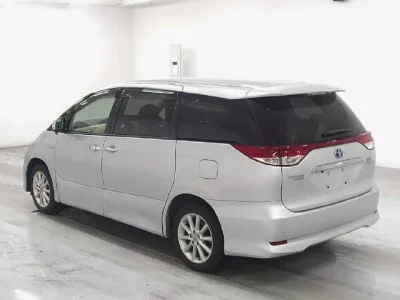 Toyota ESTIMA HYBRID