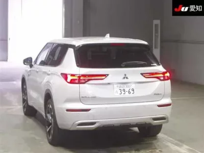 Mitsubishi OUTLANDER PHEV