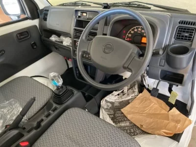 Nissan CLIPPER TRUCK