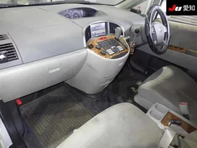 Nissan PRESAGE