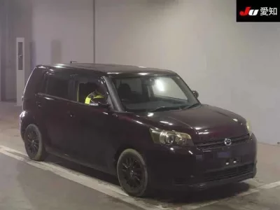 Toyota COROLLA RUMION