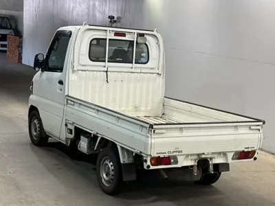 Nissan CLIPPER TRUCK