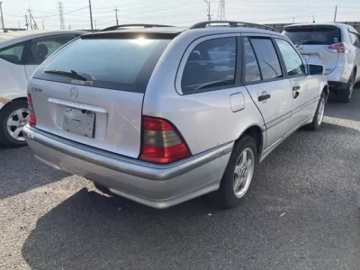 Mercedes-Benz C CLASS WAGON