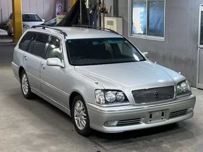 Toyota CROWN ESTATE