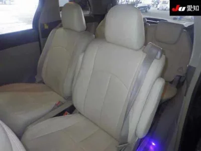 Toyota ESTIMA HYBRID
