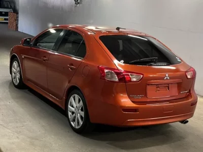 Mitsubishi GALANT FORTIS