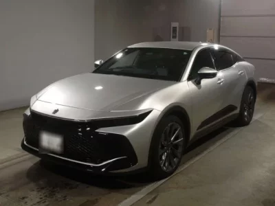 Toyota CROWN CROSSOVER