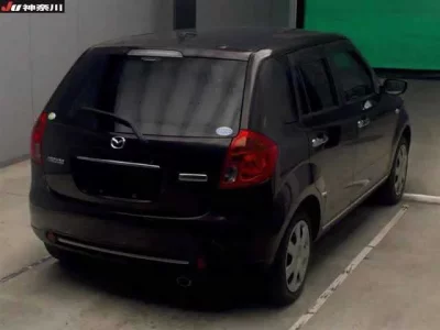 Mazda VERISA