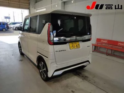 Mitsubishi EK X SPACE