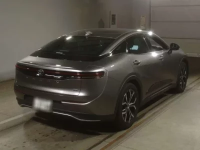 Toyota CROWN CROSSOVER