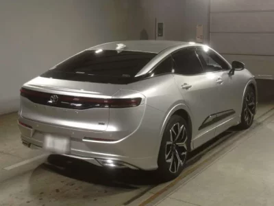Toyota CROWN CROSSOVER
