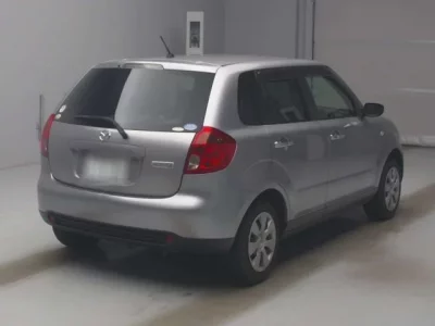 Mazda VERISA