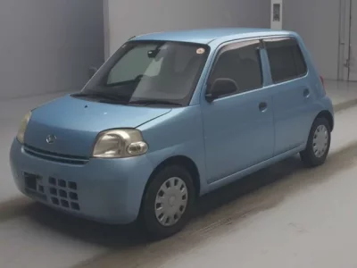 Daihatsu Esse