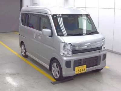 Nissan CLIPPER RIO